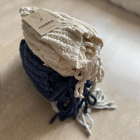 baby bonnet (seed stitch)