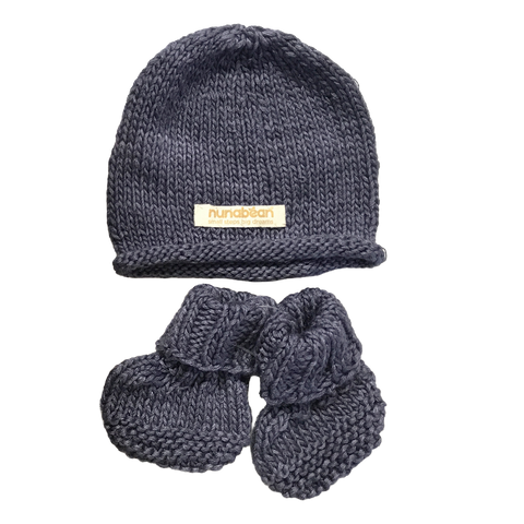 starter set baby beanie and bootie (prem to newborn)